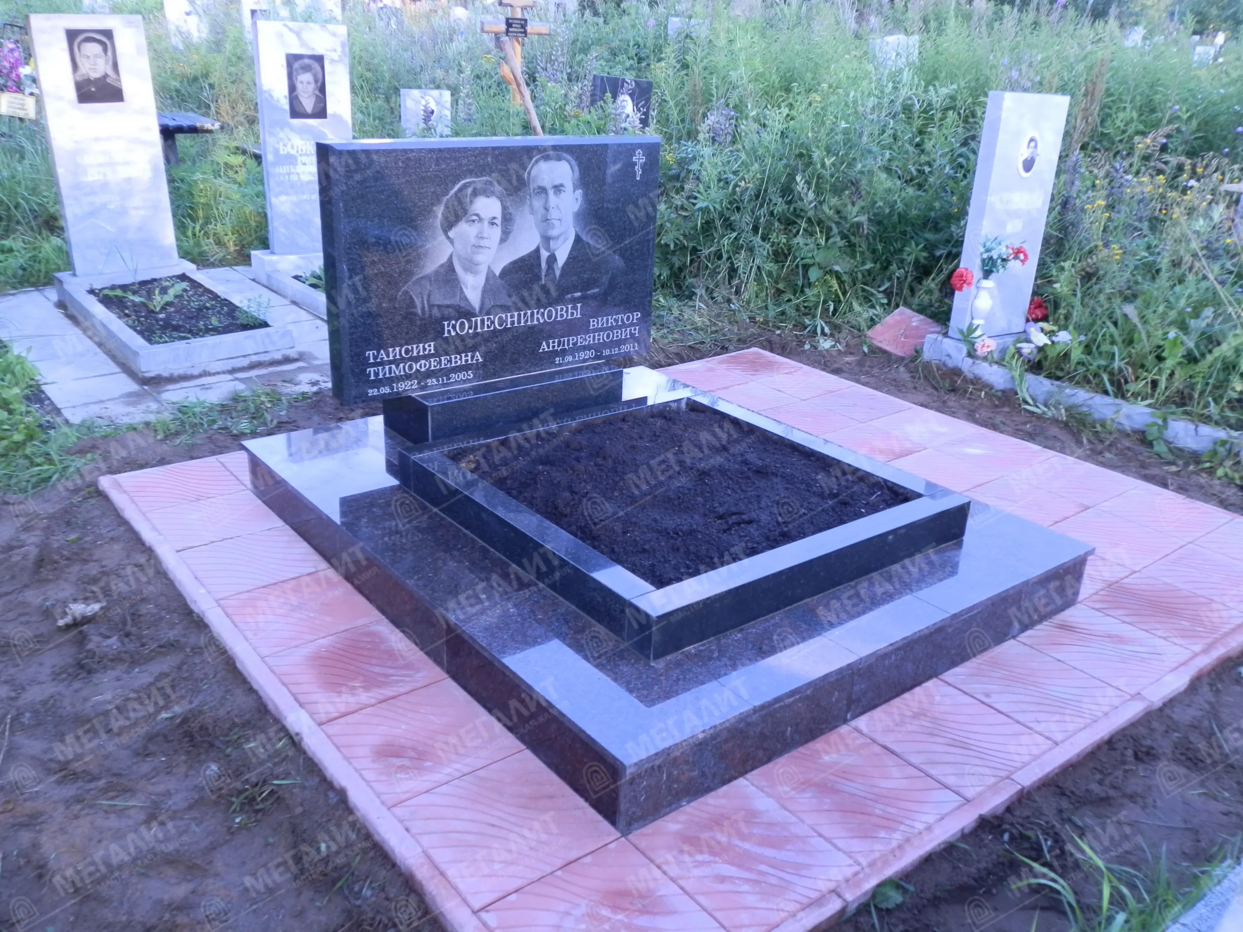 Двойные памятники фото (8)