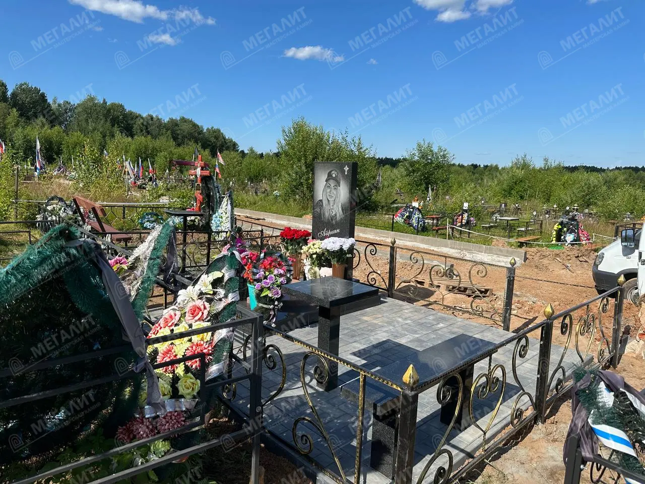 Памятники из гранита (11)