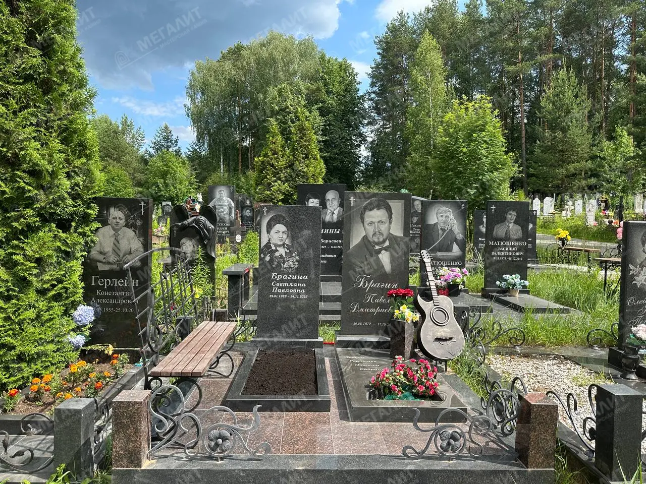 Памятники из гранита (18)