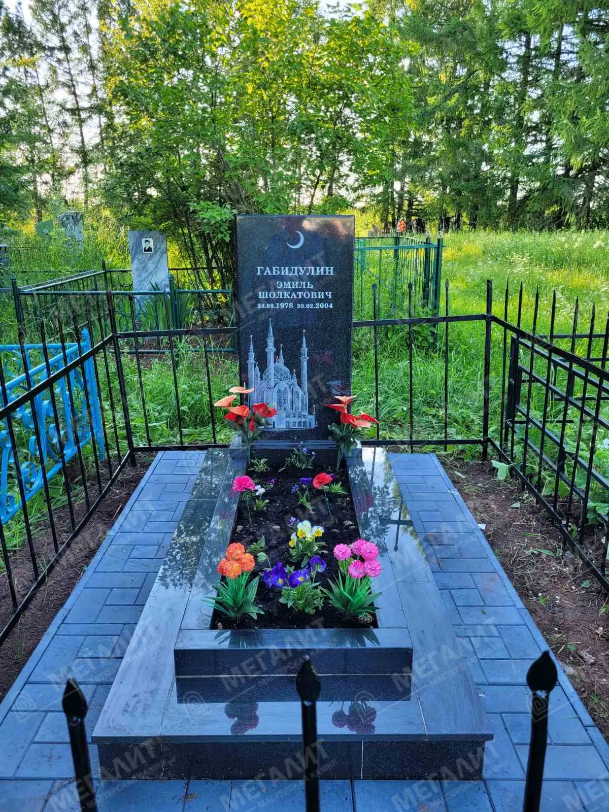 Памятники из гранита (21)