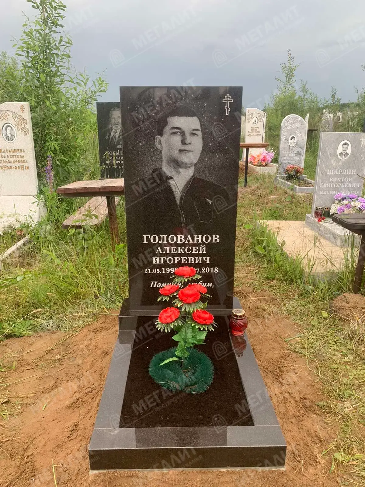 памятники под прах фото (7)